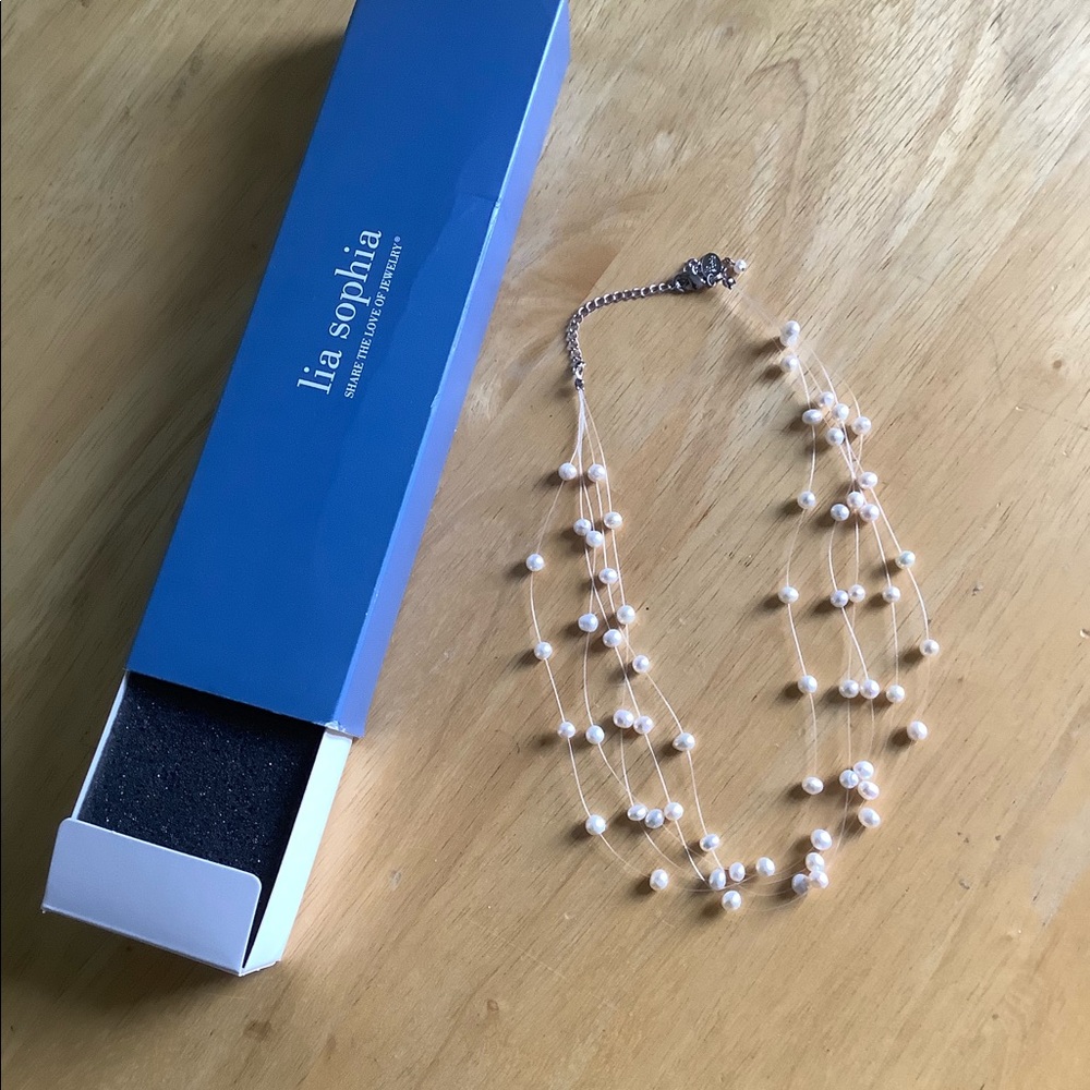 Lia Sophia necklace